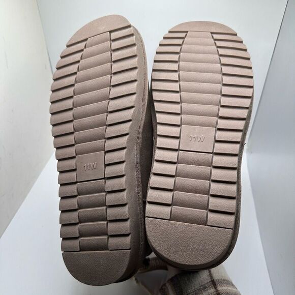 CUSHIONAIRE Women's pull on boot 11 WIDE TAUPE NWT - Picture 5 of 7
